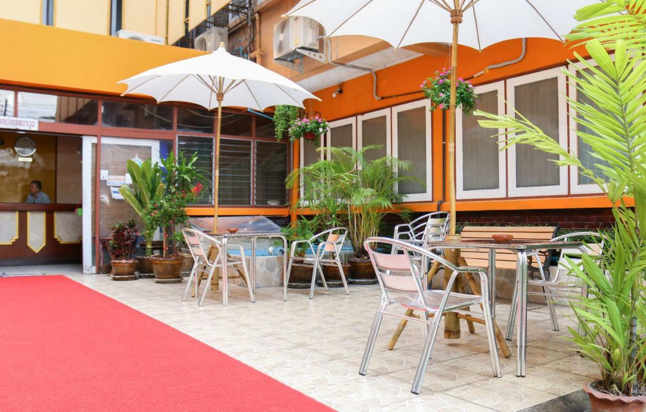 Nakornping Hotel Banguecoque Exterior foto